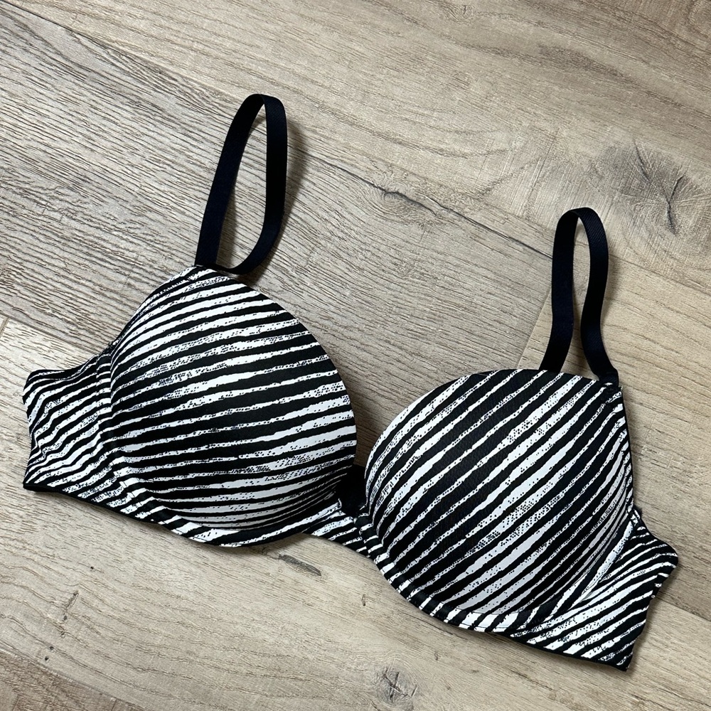 La Senza bra